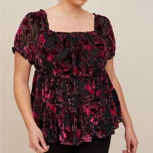 BNWT Torrid Black and Pink Floral Velvet Blouse SIZE 4